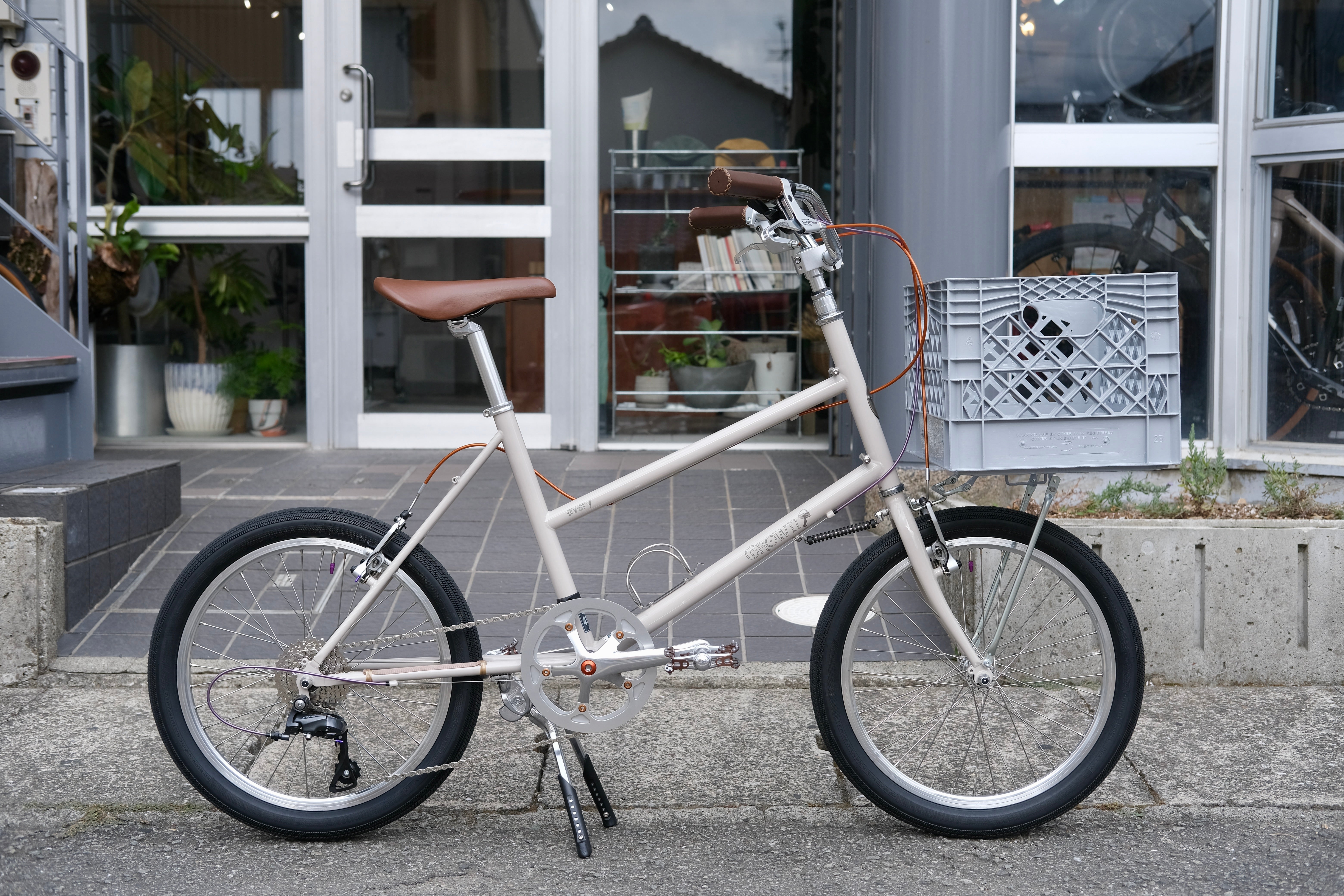 STYLE SAMPLE #009 GROWN Every – OYOT cyclery