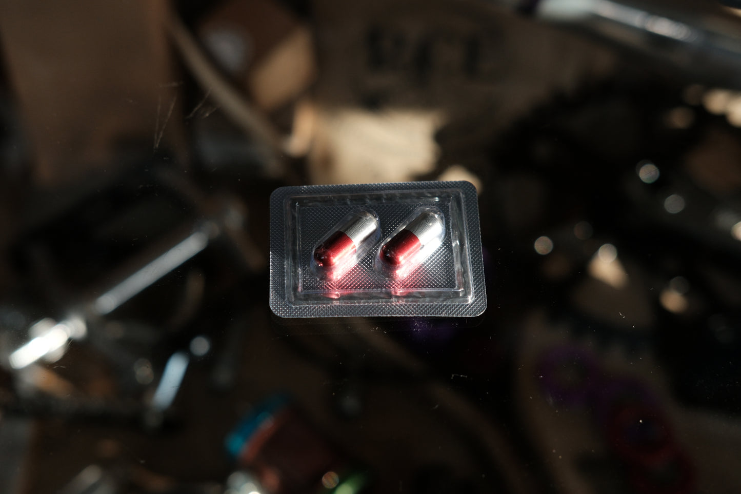 FAMILY BIKE SHOP Analog Pill Capsule Cable Cap